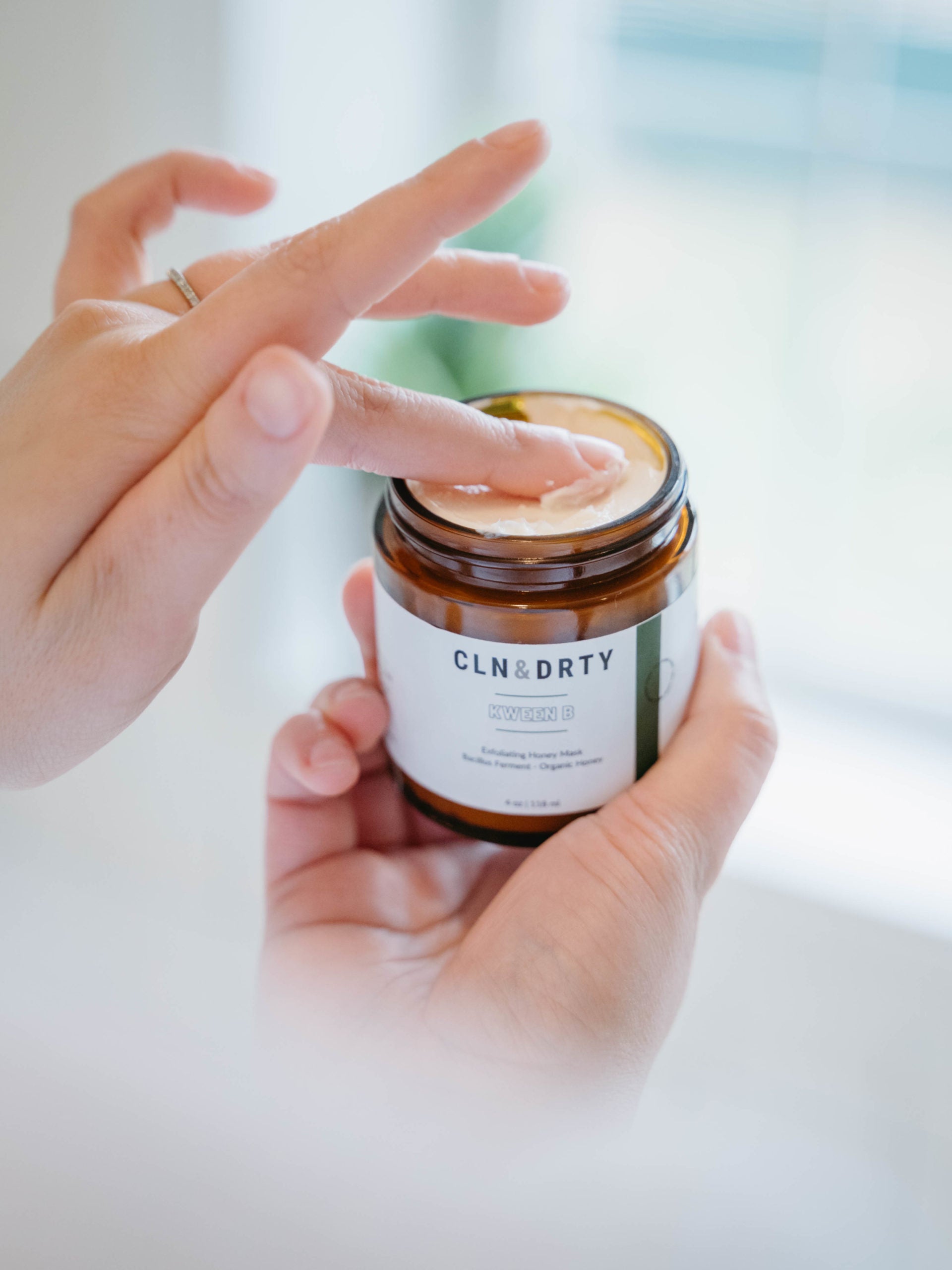 The Kween B - organic honey exfoliating mask